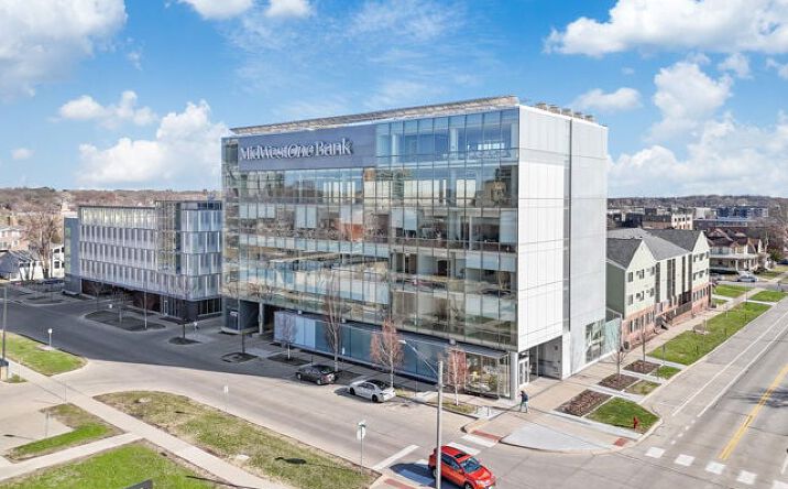 Pictures of Office property located at 500 South Clinton Street, Iowa City, IA 52240 for lease - image #1