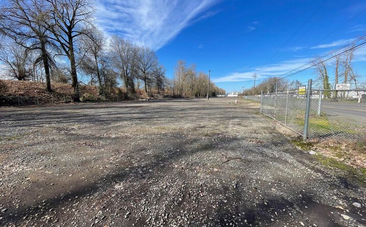 Pictures of Land property located at 10615 N Vancouver Way, Portland, OR 97217 for lease - image #1
