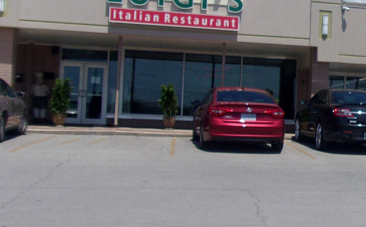 Pictures of Retail property located at 3800 Blk Frank Phillips Blvd, Bartlesville, OK 74006 for lease - image #1