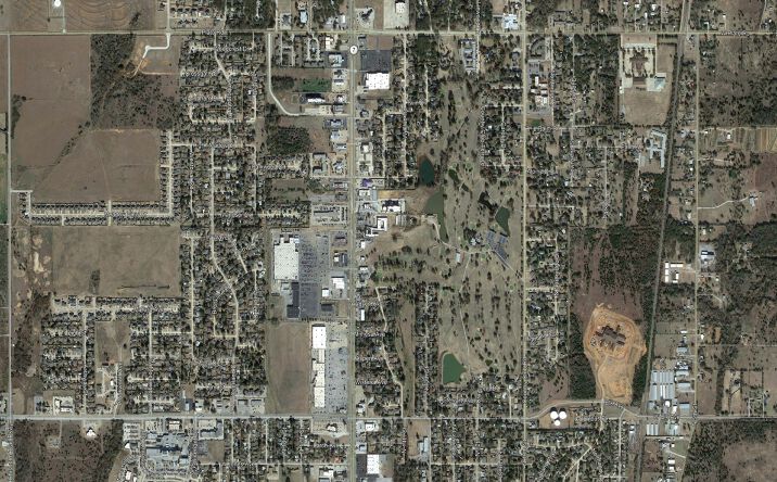 Pictures of Retail property located at 1500 blk W. Plato Road, Duncan, OK 73533 for lease - image #1