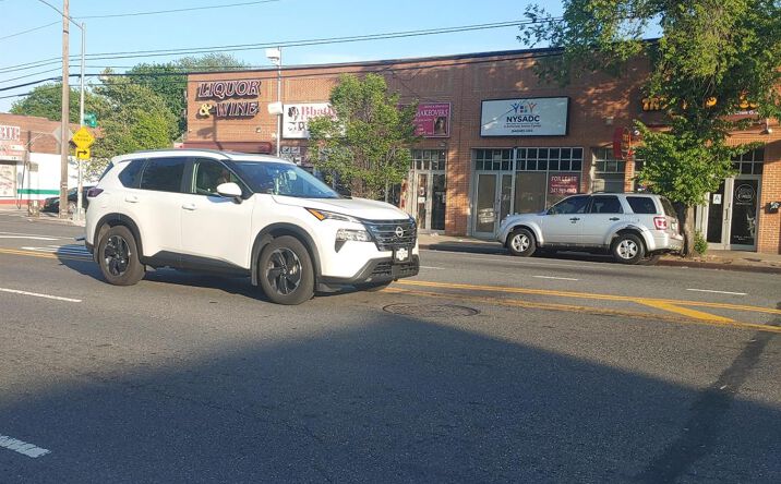 Pictures of Retail property located at 251-16 Hillside Ave, Bellerose, NY 11426 for lease - image #1