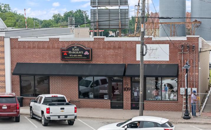 Pictures of Office property located at 109 W Main Street, Royse City, TX 75189 for lease - image #1