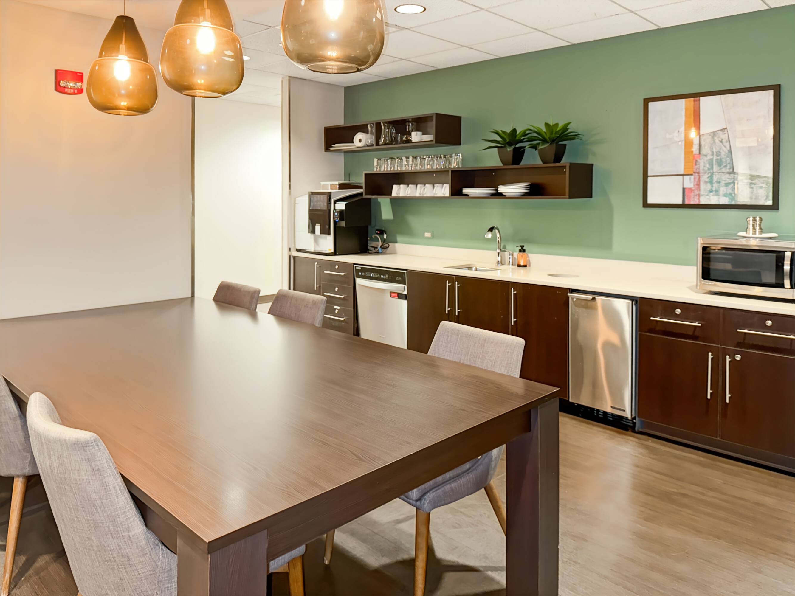 3534308