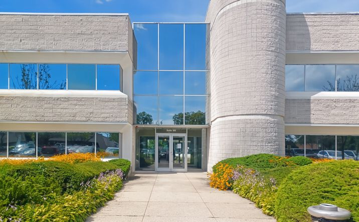 Pictures of Office property located at 80 Orville Drive, Suite 100, Bohemia, NY 11716 for lease - image #1
