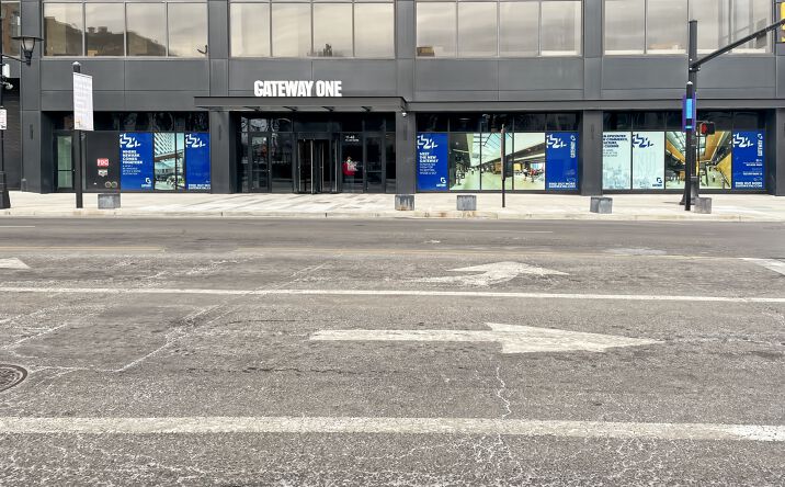 Pictures of Office property located at One Gateway Center, Suite 2600, Newark, NJ 07102 for lease - image #1