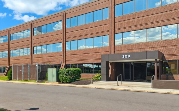 Pictures of Office property located at 309 Fellowship Road, East Gate Center, Suite 200, Mt. Laurel, Mount Laurel, NJ 08054 for lease - image #1