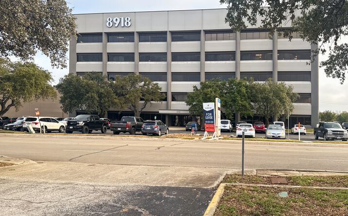 Pictures of Office property located at 8918 TESORO DR, San Antonio, TX 78217 for lease - image #1