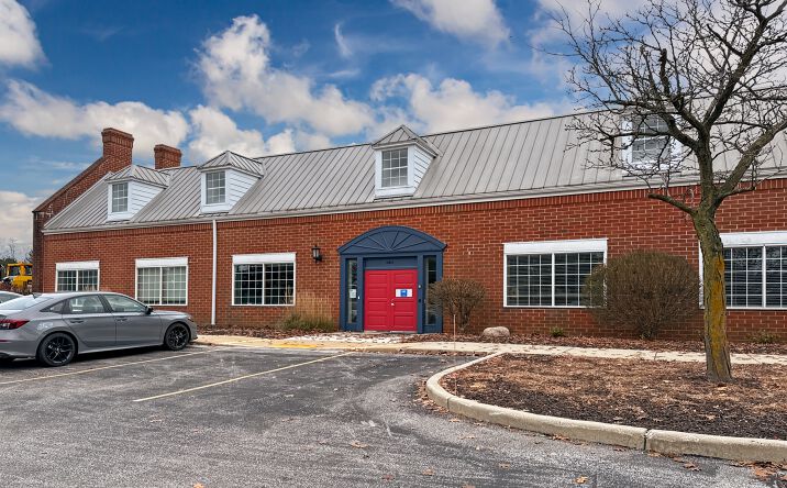 Pictures of Office property located at W Wisconsin Avenue, 1st Floor, Brookfield, WI 53005 for lease - image #1