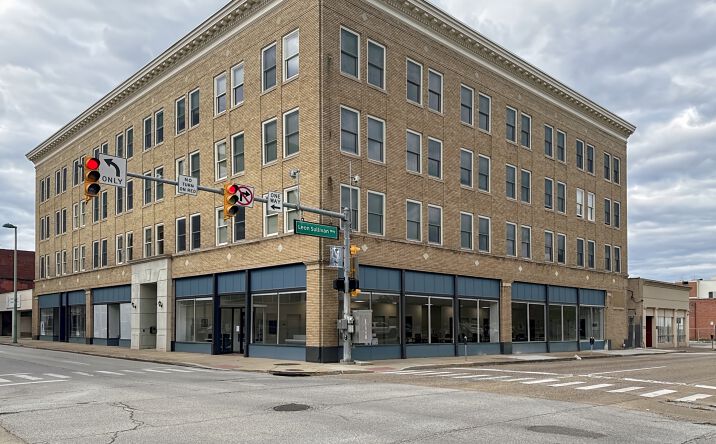 Pictures of Office property located at 1038 Quarrier St, Charleston, WV 25301 for lease - image #1