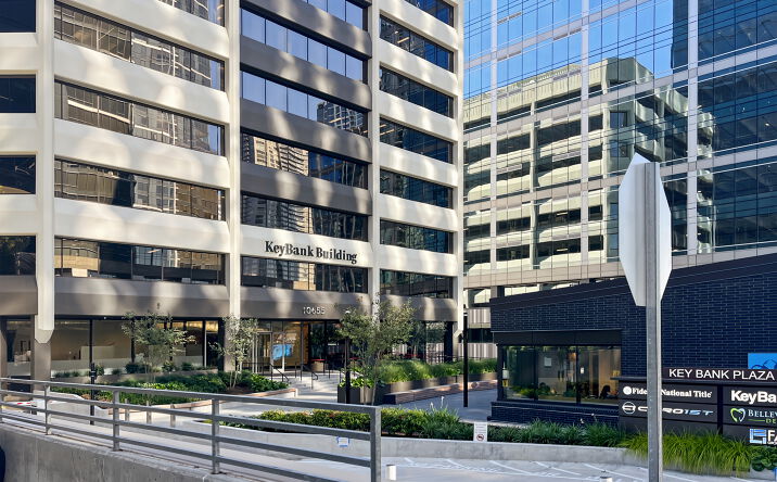 Pictures of Office property located at NE 4th St 6TH FLOOR Bellevue, Bellevue, WA 10655 for lease - image #1