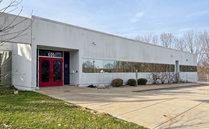 Pictures of Office property located at 600 Plastic Pl 2nd Floor Kalamazoo, Kalamazoo, MI 49001 for lease - image #1