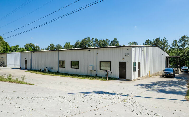 Pictures of Industrial property located at 2907 West Pettigrew Street, Durham, NC 27705 for lease - image #1