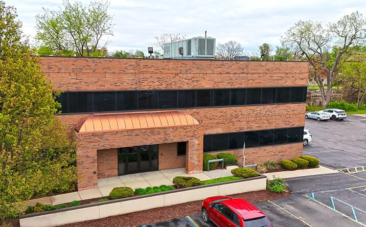 Pictures of Office property located at 404 Kalamazoo Plaza, Lansing, MI 48933 for lease - image #1