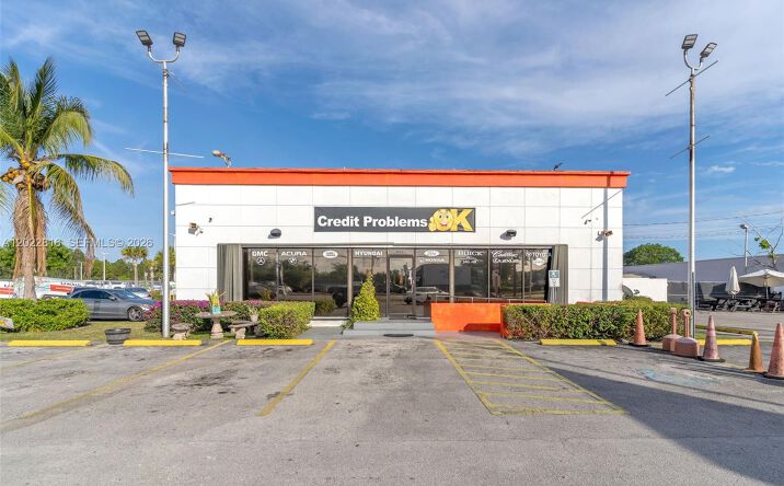 Pictures of Special Purpose, Retail, Industrial property located at 30005 S Dixie Highway, Homestead, FL 33033 for lease - image #1