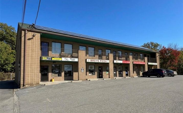 Pictures of Office, Retail property located at 24 Quaker Lane UNIT F, Warwick, RI 02886 for lease - image #1