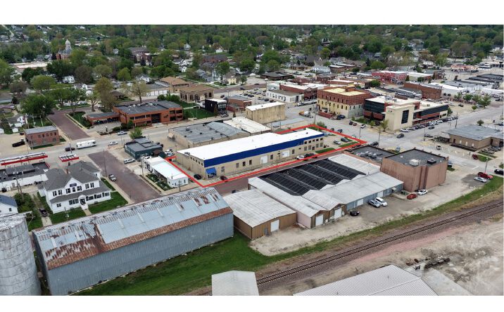 Pictures of Office, Industrial property located at 138 N 16th Street, Blair, NE 68008 for lease - image #1