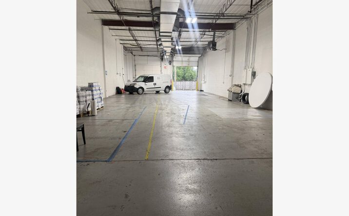 Pictures of Industrial property located at 1291 North Post Oak Road, Houston, TX 77055 for lease - image #1