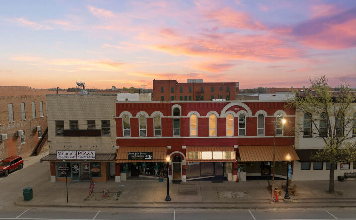 Pictures of Retail, Office property located at 75 North Waco Street, Hillsboro, TX 76645 for lease - image #1