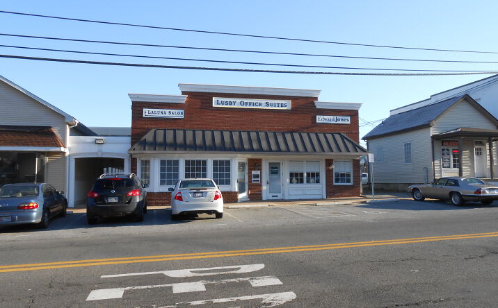 Pictures of Office property located at 162 Main Street, Prince Frederick, MD 20678 for lease - image #1