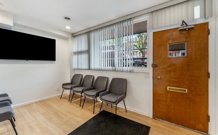 Pictures of Office property located at 22 GLENWOOD AVE, JERSEY CITY, NJ 07306 for lease - image #1