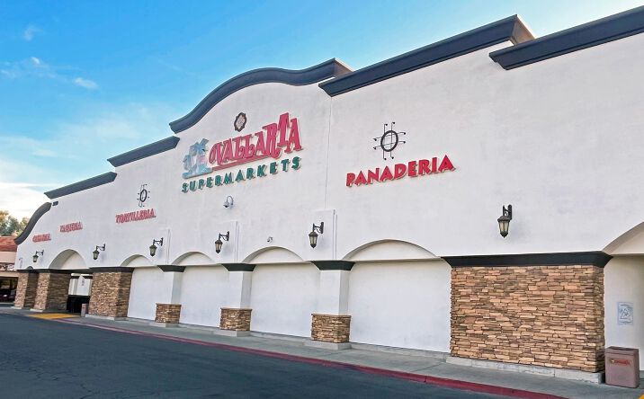 Pictures of Retail, Office property located at 3850 North Cedar Avenue, Fresno, CA 93726 for lease - image #1