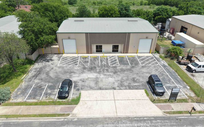 Pictures of Industrial property located at 2350 PATTERSON INDUSTRIAL DR, PFLUGERVILLE, TX 78660-8303 for lease - image #1
