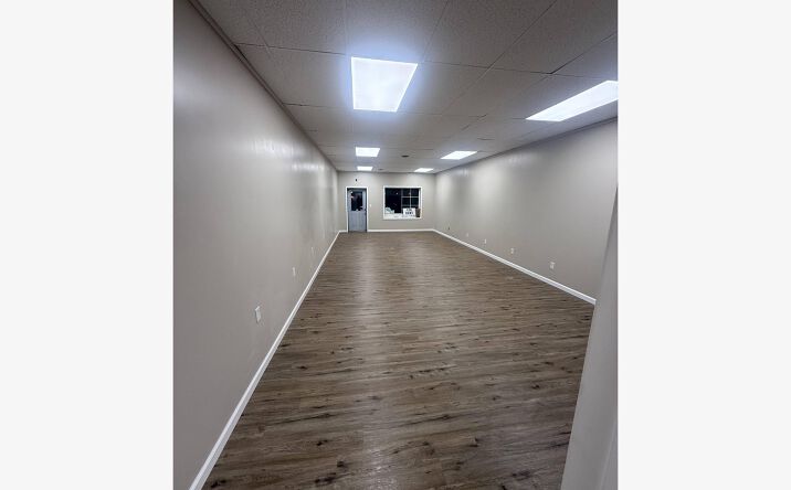Pictures of Special Purpose property located at 1726 South Raccoon Road, Youngstown, OH 44515 for lease - image #1