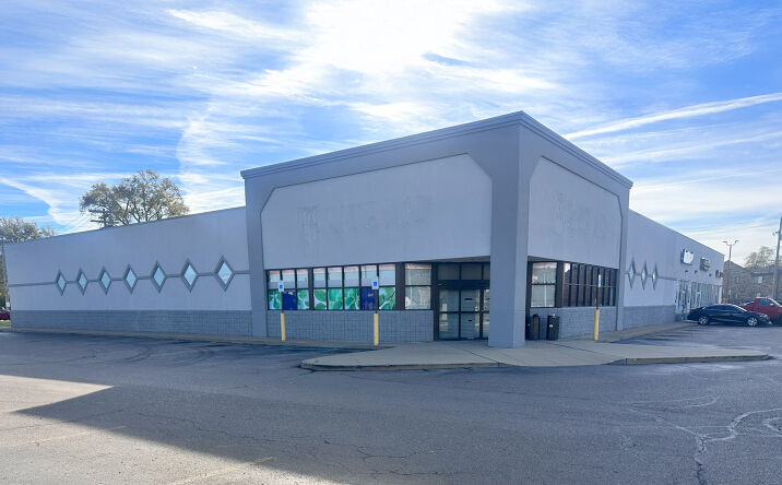 Pictures of Retail property located at 15 S. Groesbeck Highway, Mt Clemens, MI 48043 for lease - image #1