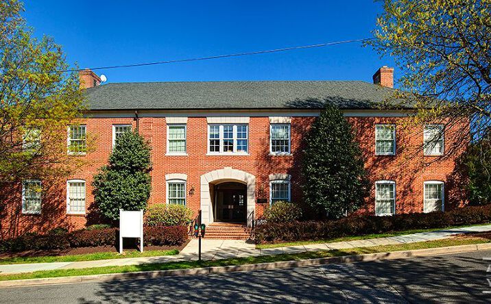 Pictures of Office property located at 4315 50th St NW, Washington, DC 20016 for lease - image #1