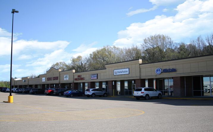 Pictures of Retail, Office property located at 810 US-64, Wynne, AR 72396 for lease - image #1