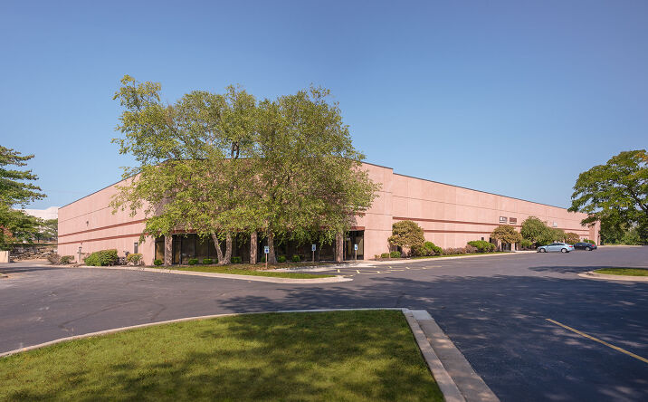 Pictures of Industrial property located at 7915 -7935 Nieman Rd, Overland Park, KS 66214 for lease - image #1