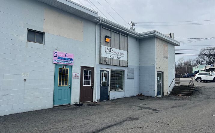 Pictures of Retail property located at 357 Windsor Highway 200, New Windsor, NY 12553 for lease - image #1