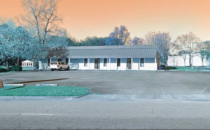 Pictures of Office, Special Purpose property located at 2300 Heritage Street, Unit A, Kinston, NC 28501 for lease - image #1