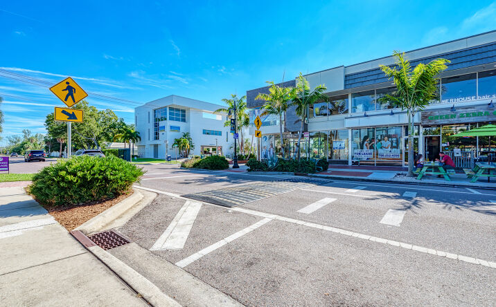 Pictures of Retail property located at 478 John Ringling Boulevard, Sarasota, FL 34236 for lease - image #1