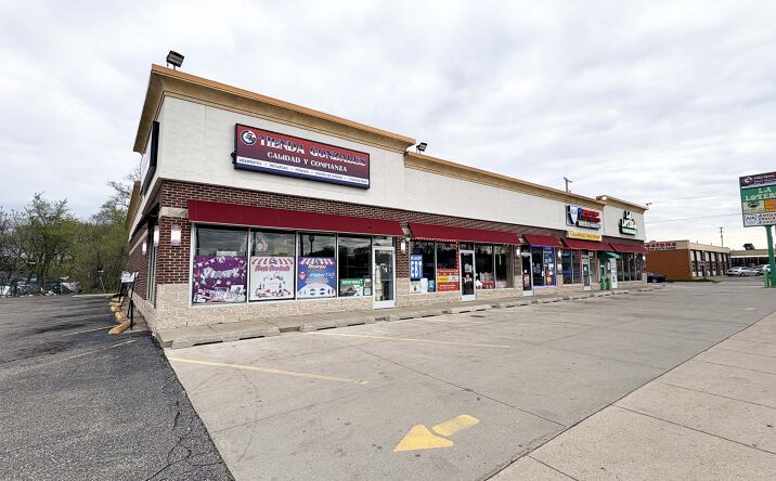 Pictures of Retail property located at 705 28th Street Southwest, Wyoming, MI 49509 for lease - image #1