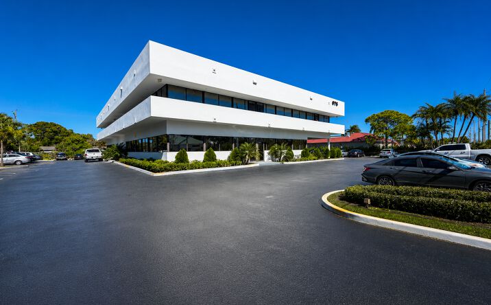 Pictures of Office property located at 675 West Indiantown Road, Jupiter, FL 33458 for lease - image #1