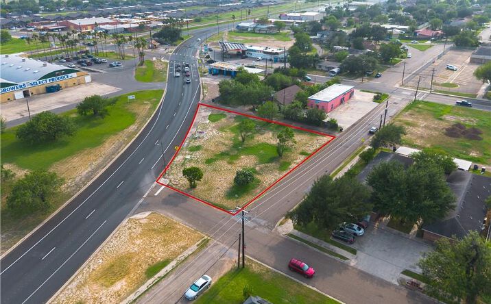 Pictures of Land property located at 715 W US Highway Business 83, Mission, TX 78572 for lease - image #1