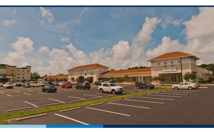Pictures of Retail property located at 1517 N. Howe Street, Unit 13, Southport, NC 28461 for lease - image #1