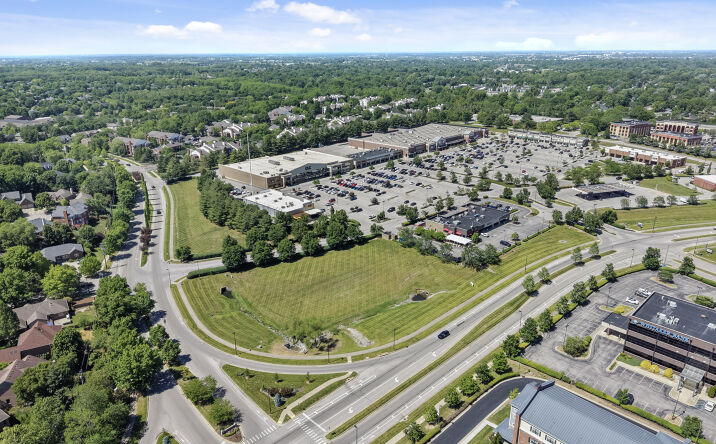 Pictures of Land property located at 3199 Beaumont Centre Circle, Lexington, KY 40513 for lease - image #1