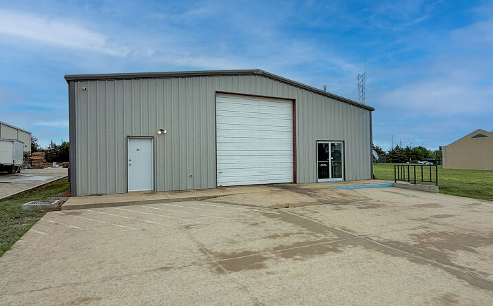 Pictures of Industrial property located at 322 E Thomas Ave, Stillwater, OK 74075 for lease - image #1