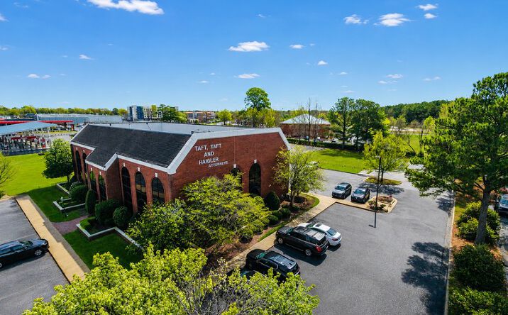Pictures of Office property located at 2217 Stantonsburg Rd, Greenville, NC 27835 for lease - image #1