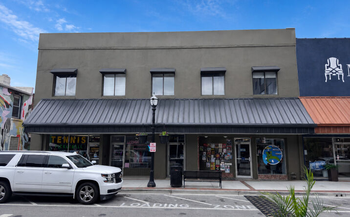 Pictures of Office property located at 117 Bradford Street Northwest, Gainesville, GA 30501 for lease - image #1
