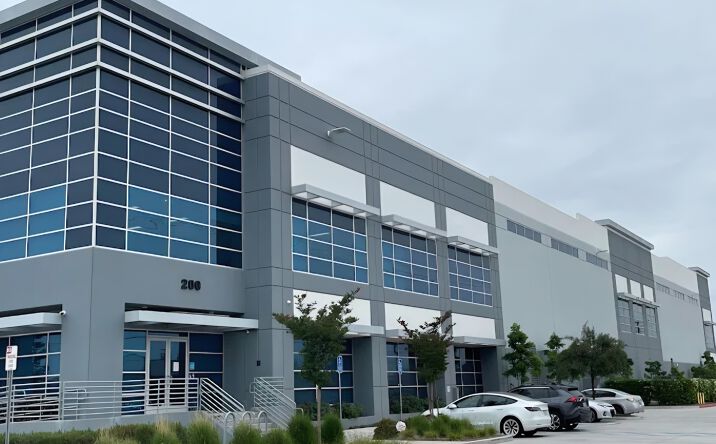 Pictures of Industrial property located at 200 E Alondra Blvd, Carson, CA 90248 for lease - image #1