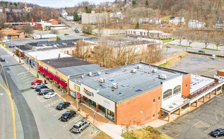 Pictures of Retail, Office property located at 33 West Main Street, Vernon, CT 06066 for lease - image #1
