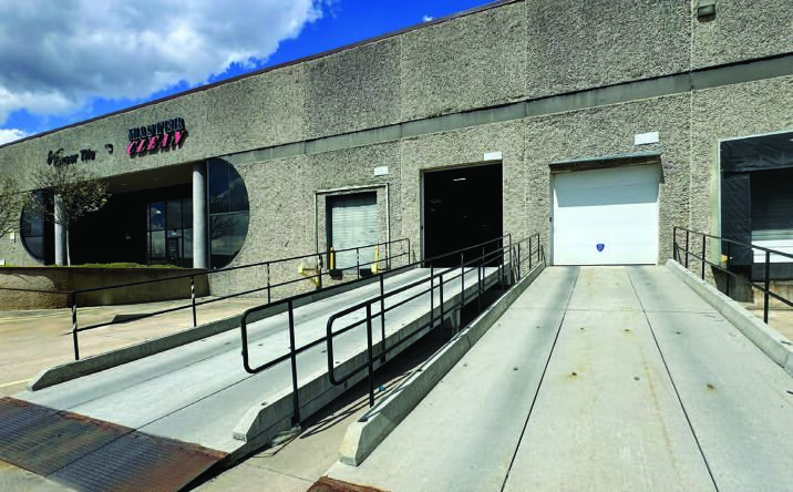 Pictures of Industrial property located at 680 Dearborn Park Ln., Columbus, OH 43085 for lease - image #1