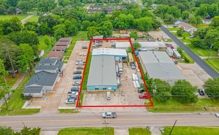 Pictures of Industrial, Office, Retail property located at 705 Cedar Bayou Rd, Baytown, TX 77520 for lease - image #1