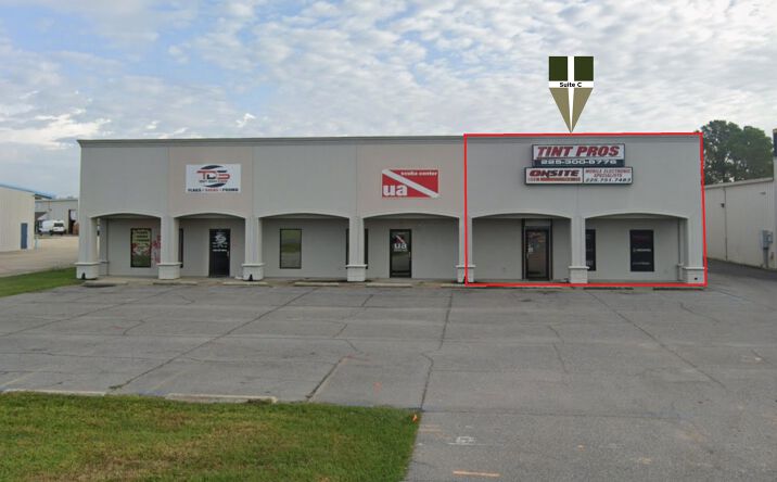 Pictures of Retail, Office, Industrial property located at 10699 Airline Highway, Baton Rouge, LA 70816 for lease - image #1