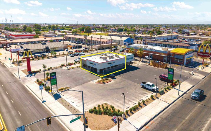 Pictures of Retail, Restaurant property located at 1497 ADAMS AVE, EL CENTRO, CA 92243-2009 for lease - image #1
