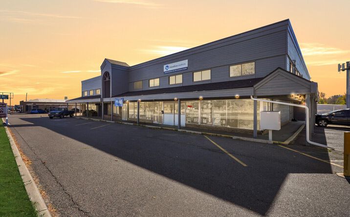 Pictures of Retail, Office property located at 8646 West Colfax Avenue, Lakewood, CO 80215 for lease - image #1