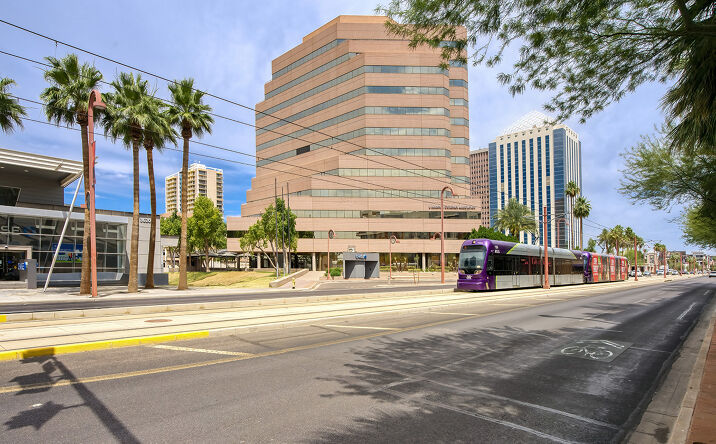 Pictures of Office property located at 3636 N CENTRAL AVE, PHOENIX, AZ 85012-1927 for lease - image #1